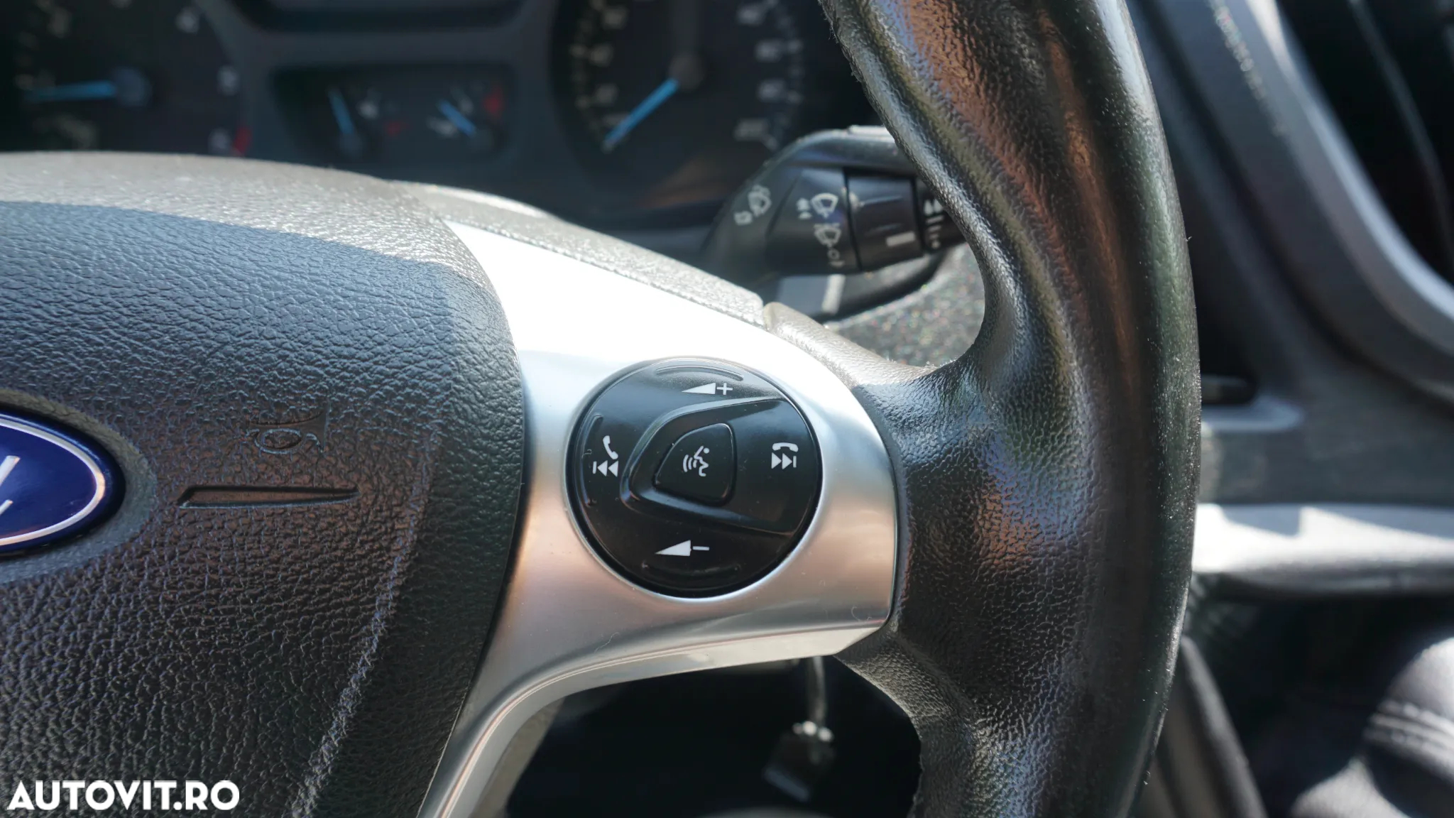 Ford Transit - 19