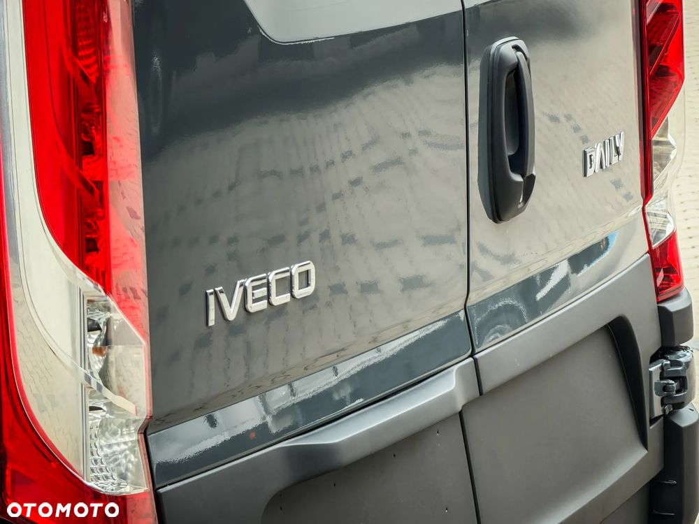 Iveco Daily 35S16HA8 V 2.3 Diesel 160KM AT8 (Zf) - 21