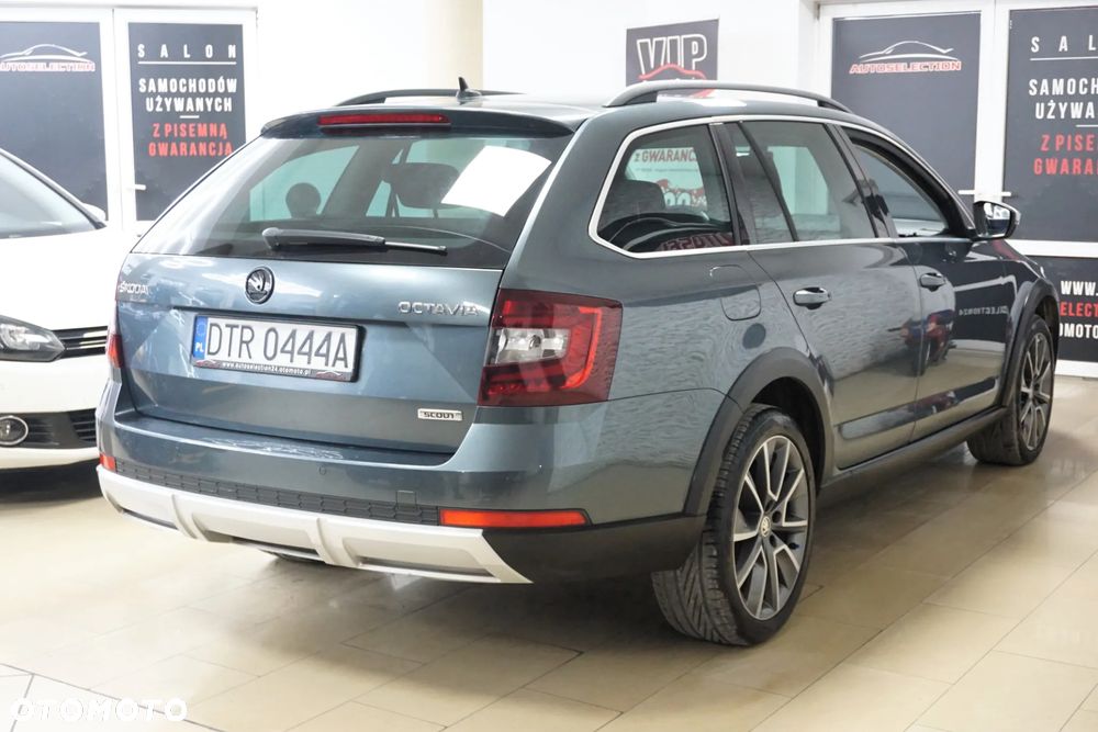 Skoda Octavia 2.0 TDI 4x4 DSG Scout - 4