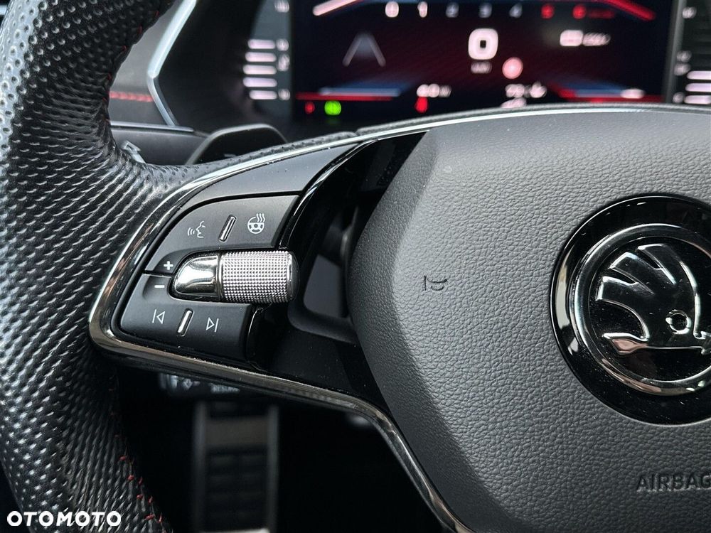 Skoda Octavia 2.0 TDI RS DSG - 20