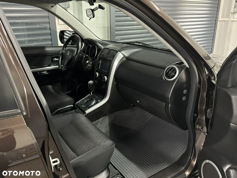 Suzuki Grand Vitara - 13