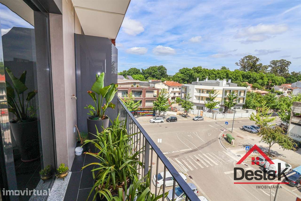Apartamento T5 Duplex – Avenida da Europa - Grande imagem: 3/19