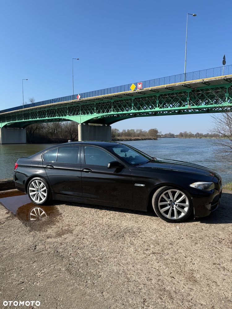 BMW Seria 5 530d xDrive - 3