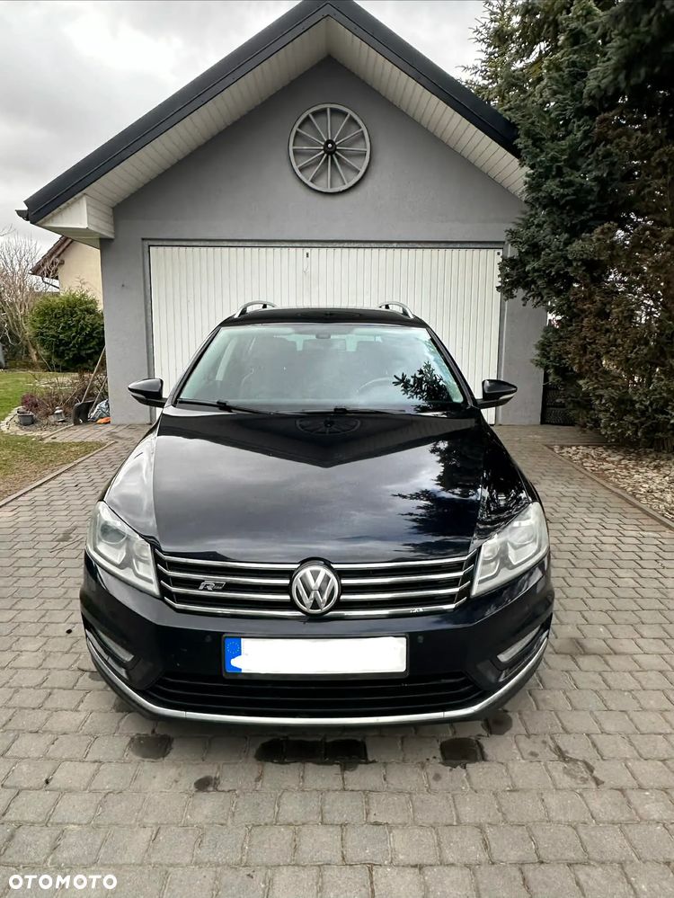 Volkswagen Passat 2.0 TDI 4Motion DSG BlueMotion Tech R-Line - 11