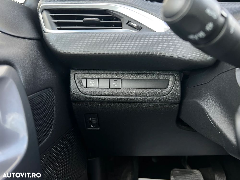 Peugeot 2008 PureTech 110 GPF Stop&Start EAT6 Style - 17