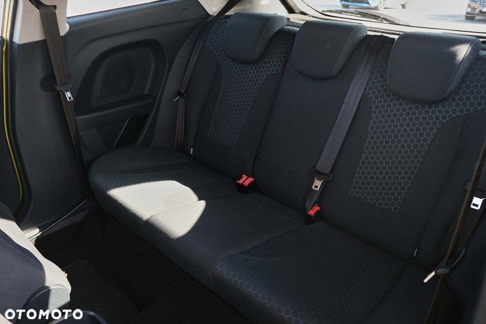 Ford Fiesta 1.6 Sport - 24