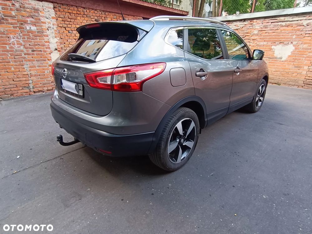 Nissan Qashqai 1.2 DIG-T N-Connecta EU6 - 3