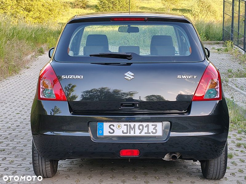 Suzuki Swift 1.3 Comfort - 26