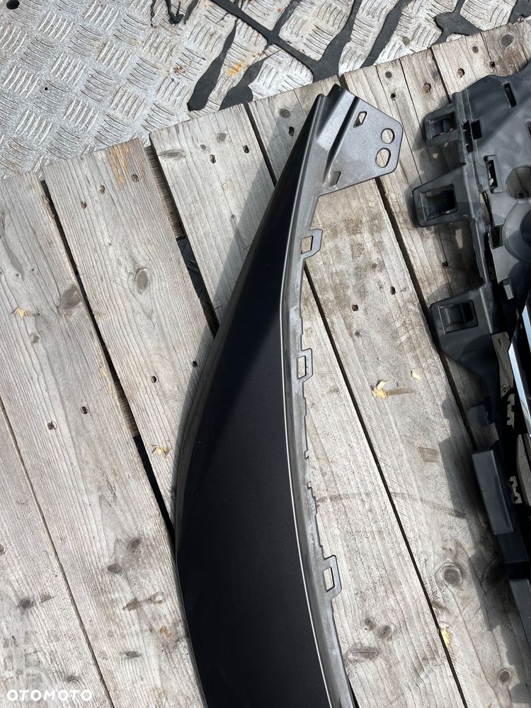 Atrapa gril Peugeot 3008 II 5008 II LIFT - 2