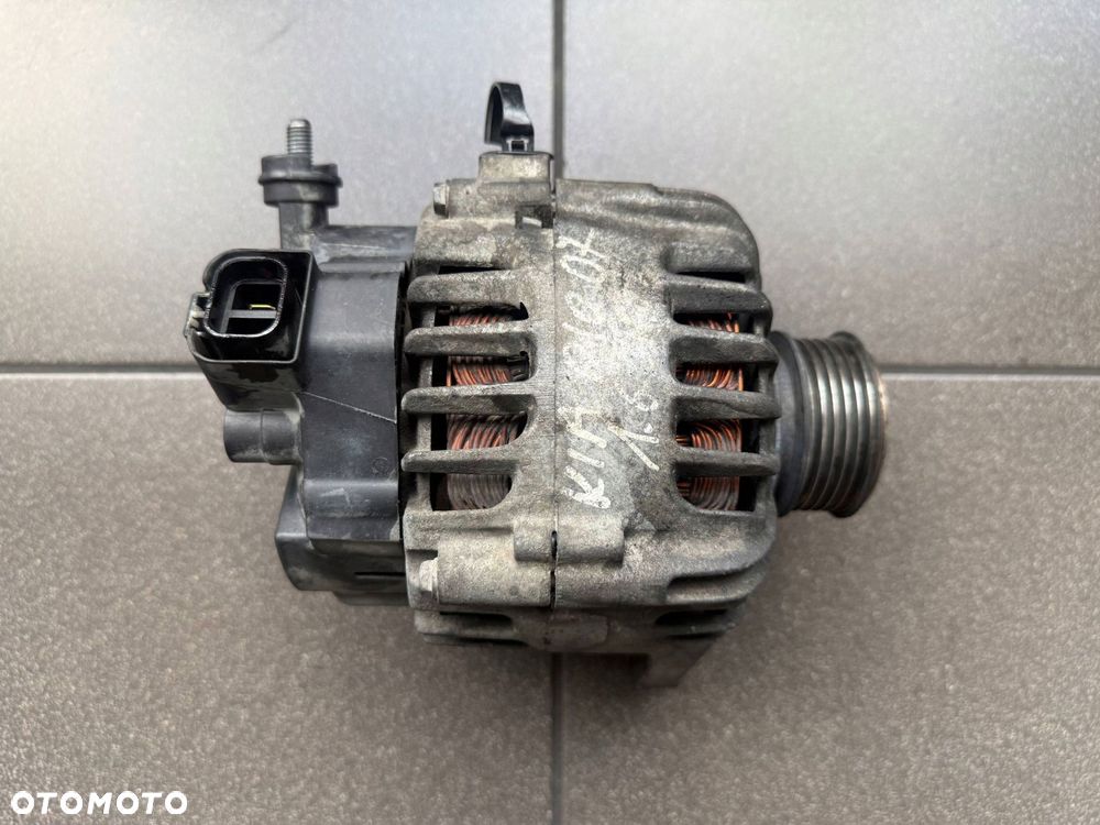 ALTERNATOR 1.4 1.6 CRDI HYUNDAI KIA 37300-2A500 VALEO 120A - 1