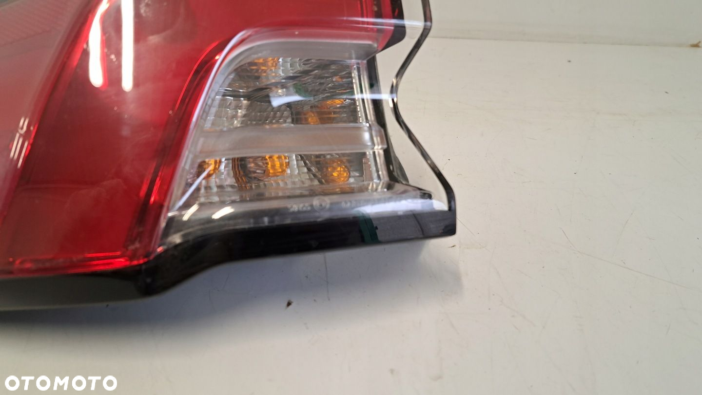Lampa lewy tył FORD Kuga mk3 III 19- - 2