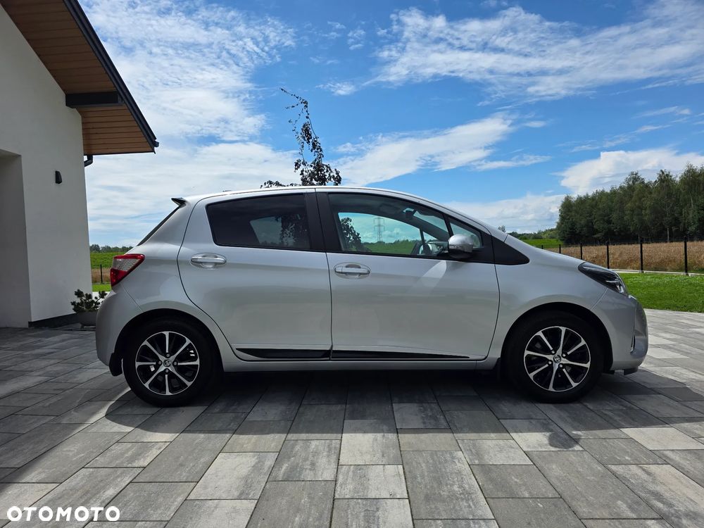 Toyota Yaris - 7