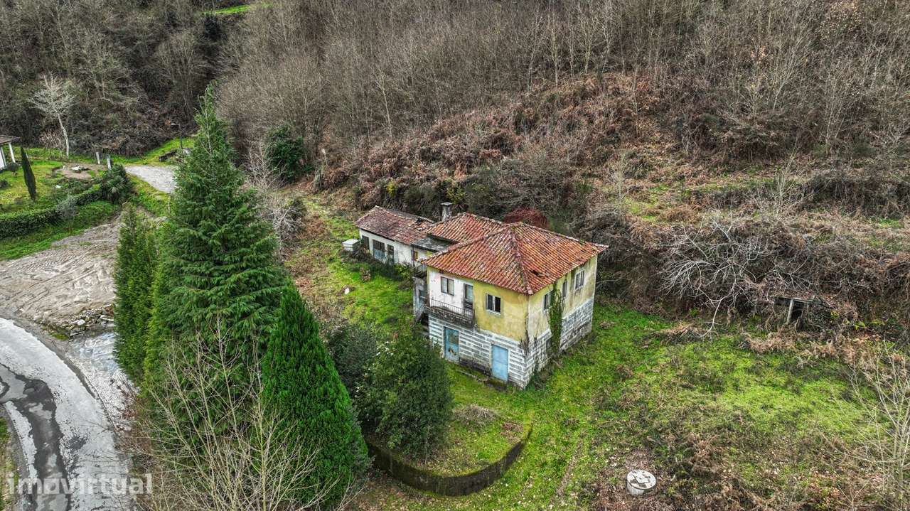 Moradia T3 para Restaurar em Pombeiro de Ribavizela, Felgueiras - Grande imagem: 3/12