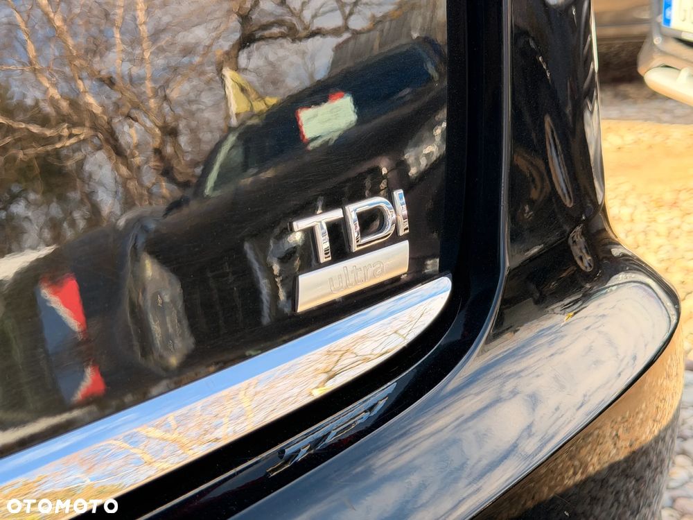 Audi A6 Avant 2.0 TDI Ultra S tronic - 34