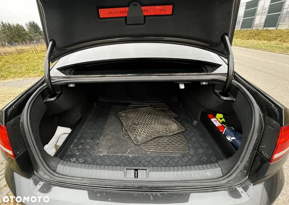 Volkswagen Passat 2.0 TDI SCR Comfortline DSG - 6