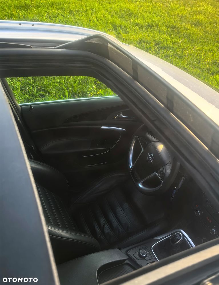 Opel Insignia - 10