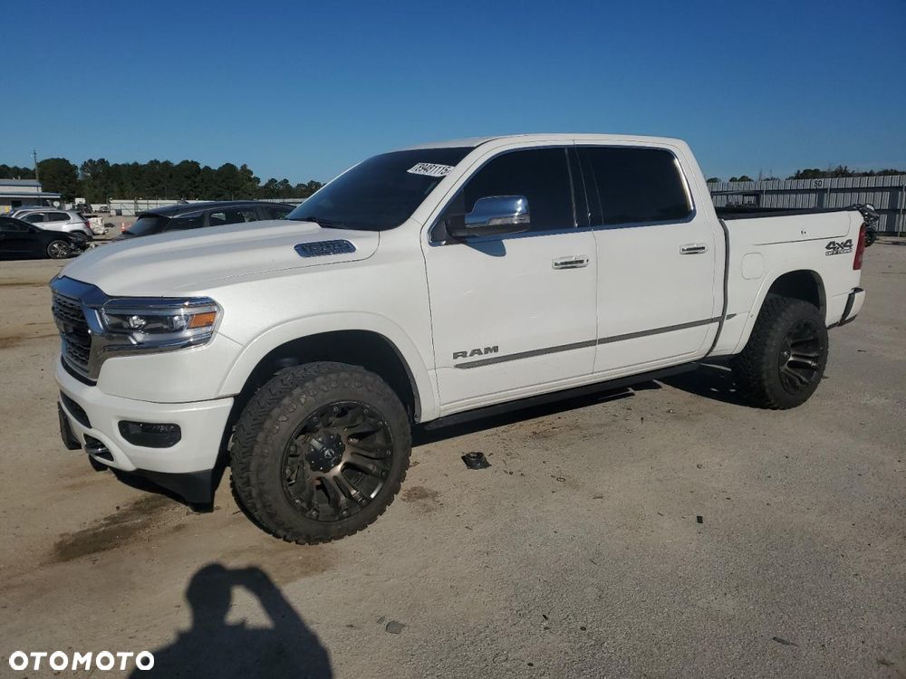 RAM 1500 5.7 Crew Cab Shortbed Limited Black - 2