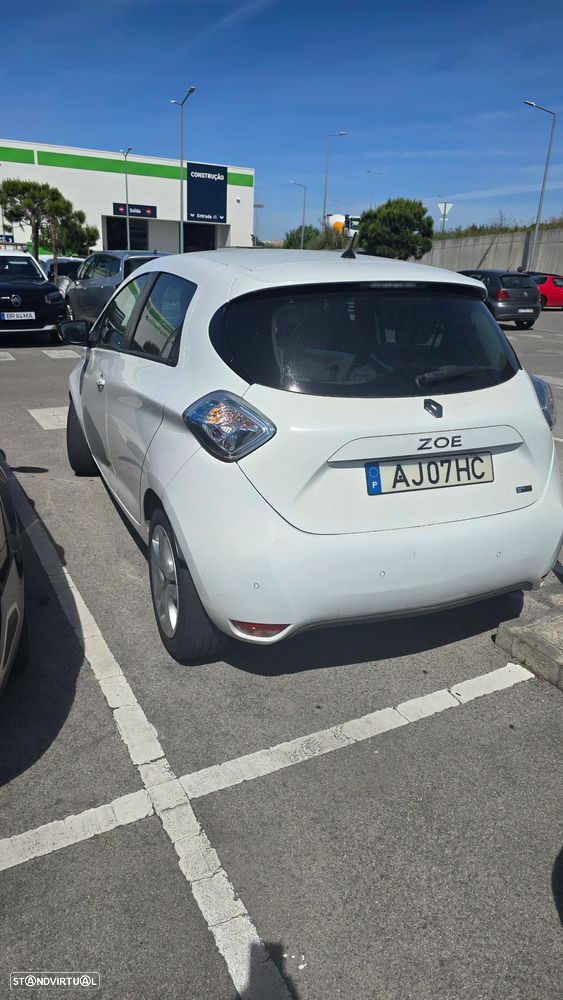 Renault Zoe - 12