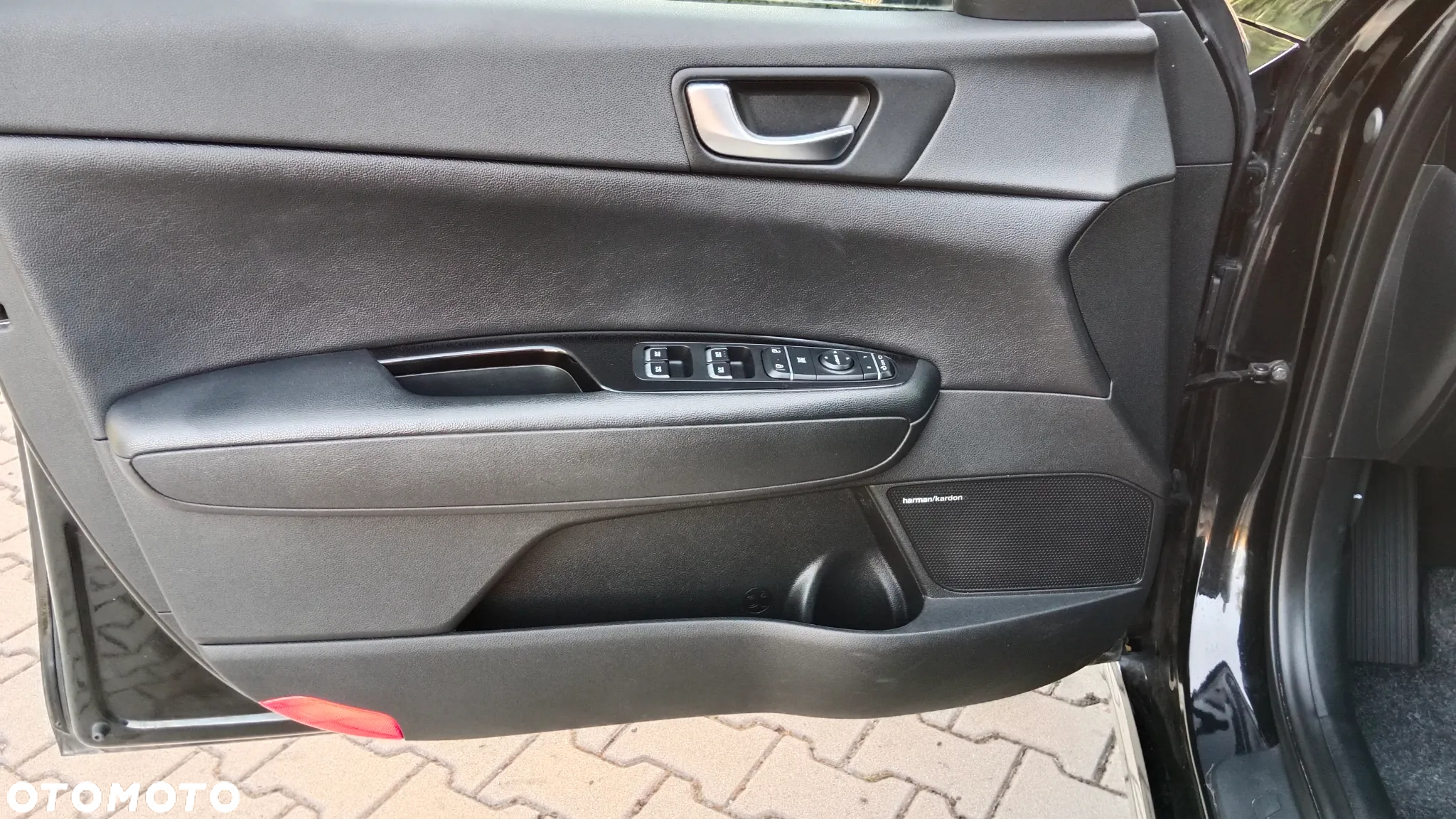 Kia Optima - 34