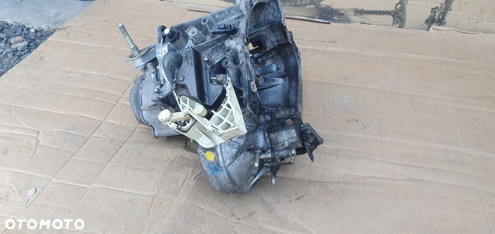 Skrzynia biegów manualna 5 biegów Peugeot 307 2.0 16V 20DM37 - 13