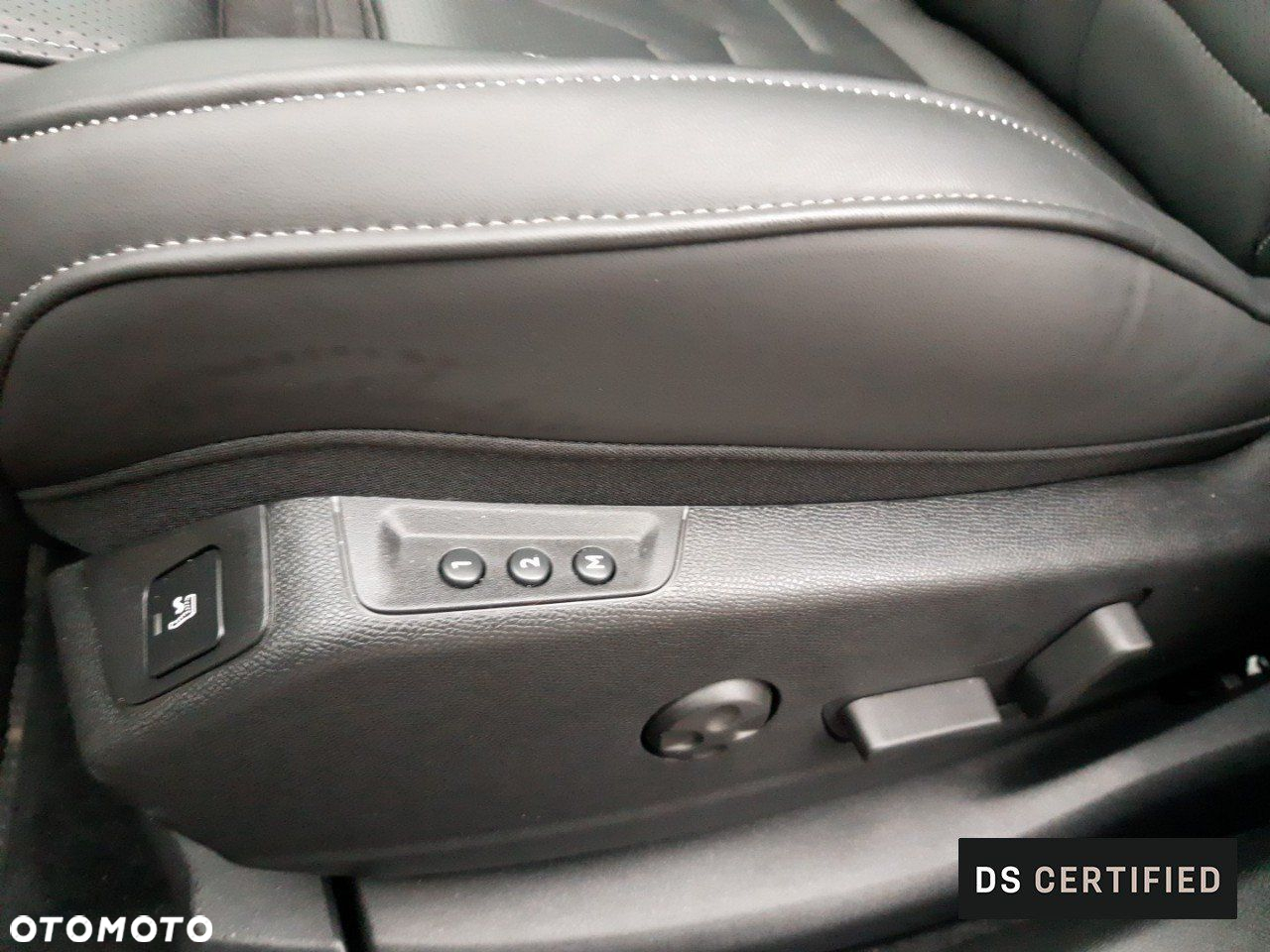 DS Automobiles DS 7 Crossback - 11