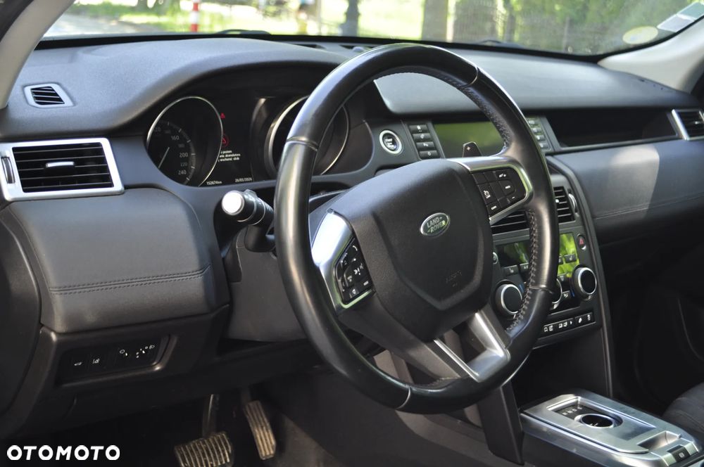 Land Rover Discovery Sport D150 R-Dynamic - 6