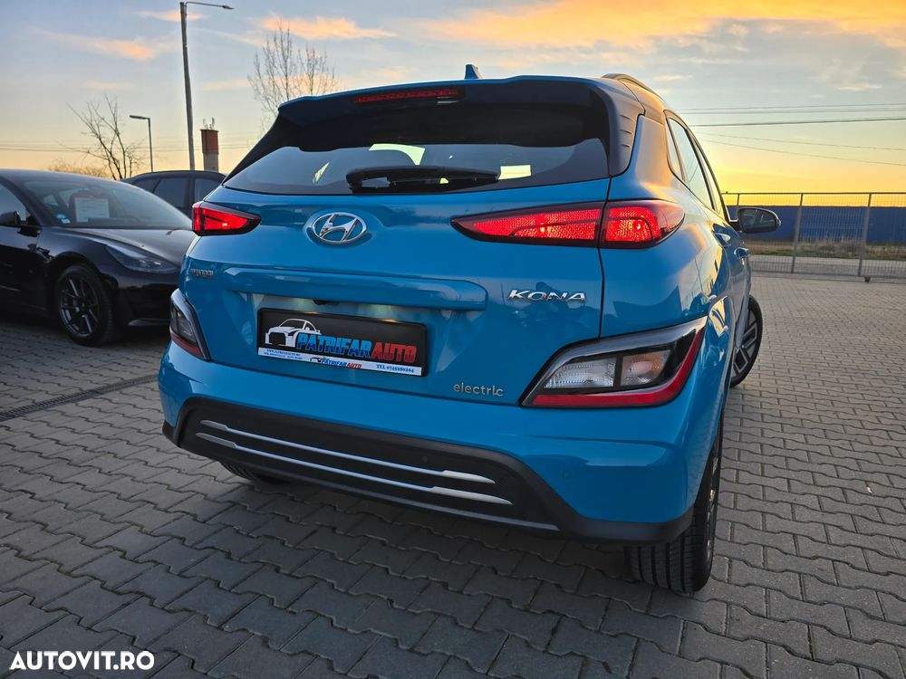 Hyundai KONA - 3