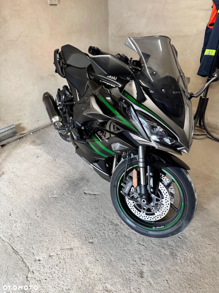 Kawasaki Ninja 1000 SX - 10