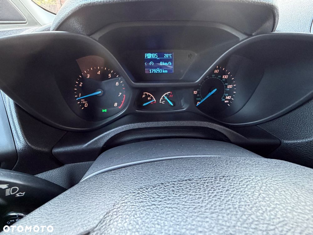 Ford Transit Connect - 16