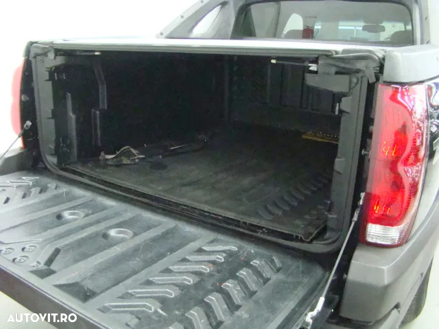 Chevrolet Avalanche - 19