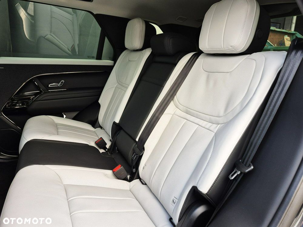 Land Rover Range Rover Sport - 28