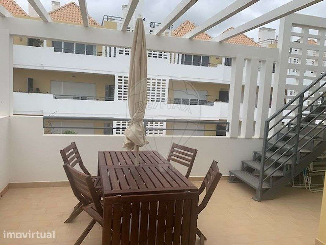 Apartamento T2 para arrendamento - Grande imagem: 2/9