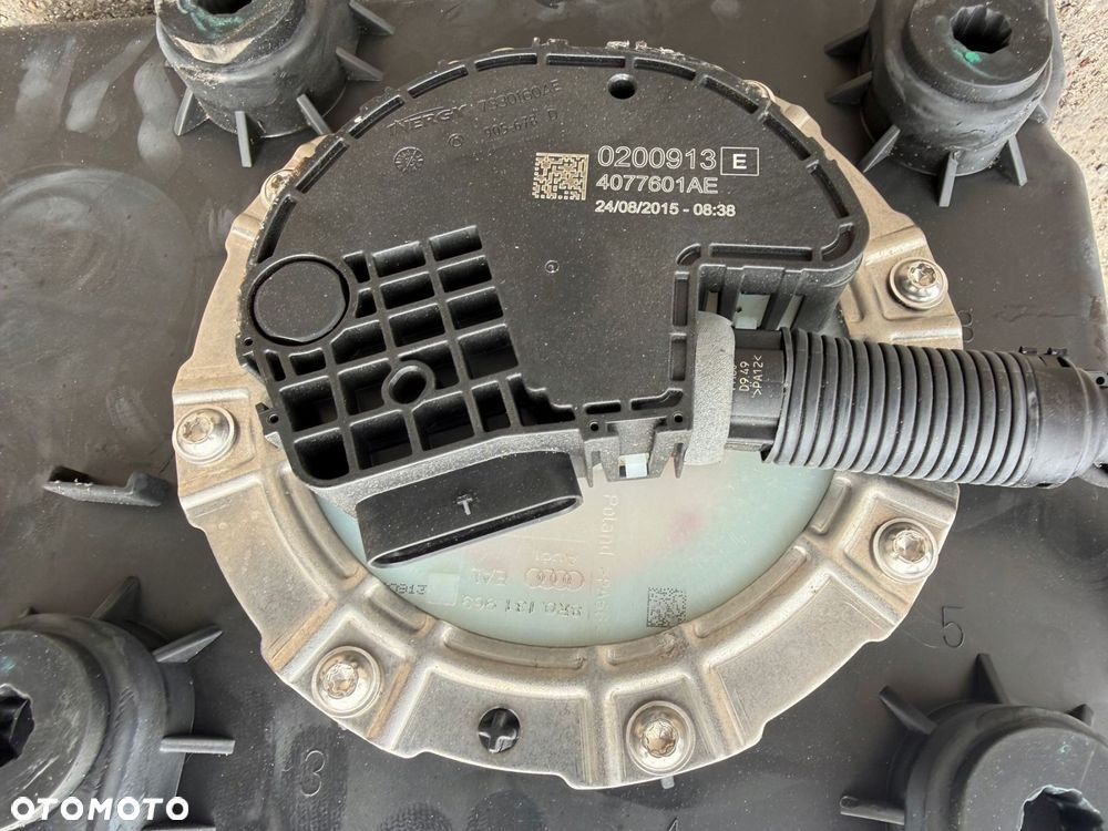 audi a8 d4 lift 3.0 tdi bak zbiornik pompa pompka adblue 4h0131877p - 7