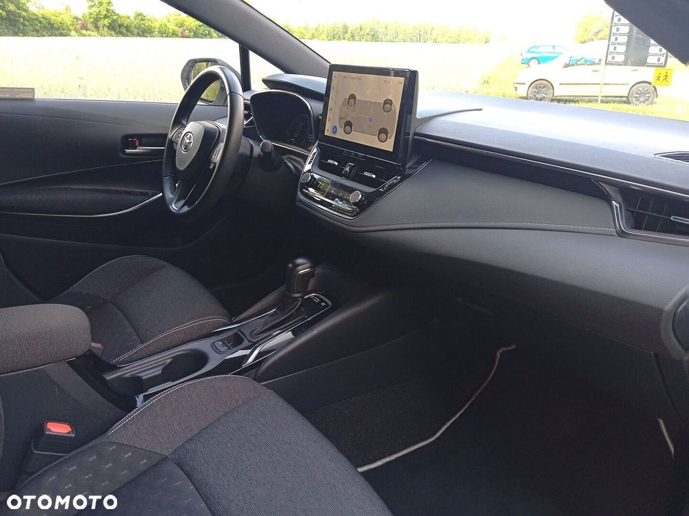 Toyota Corolla 1.8 Hybrid Comfort - 13