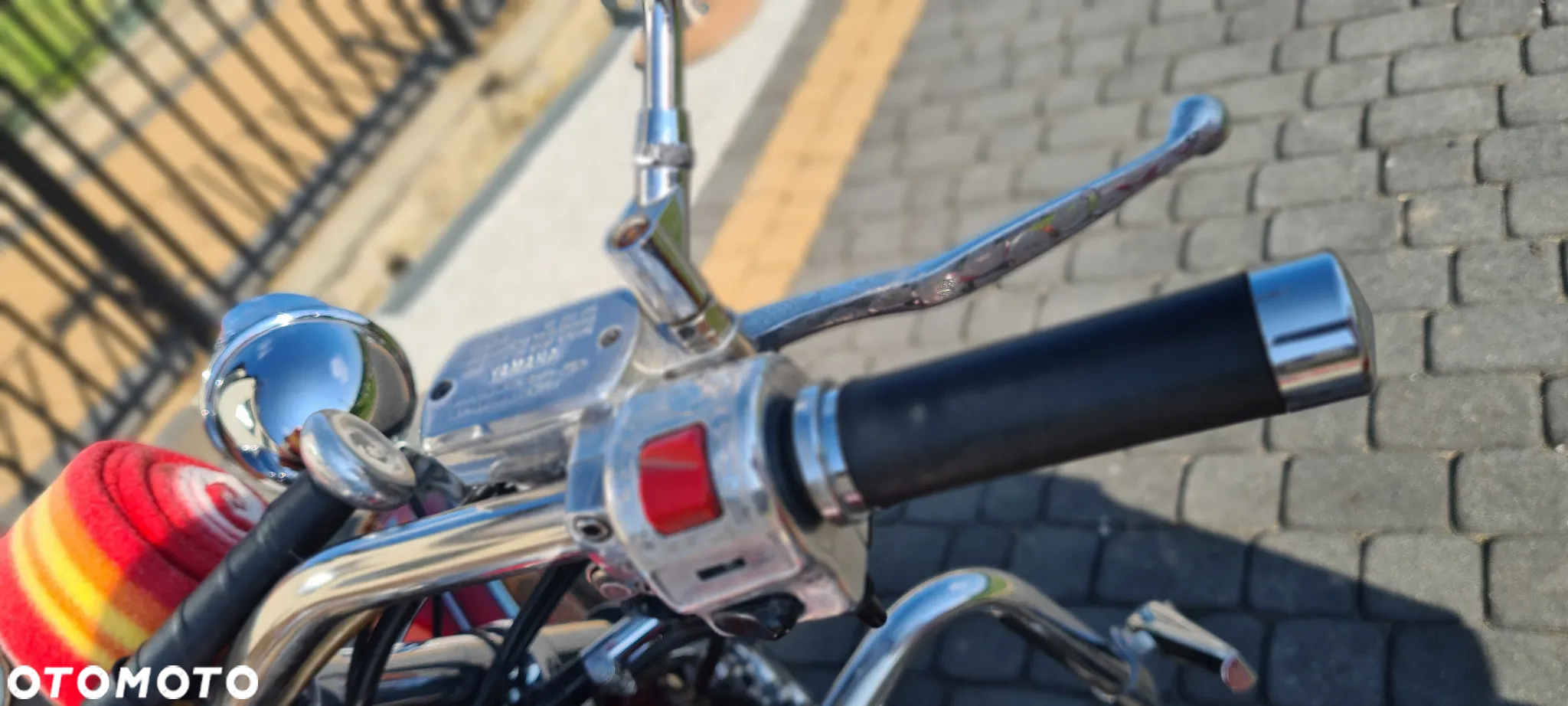 Yamaha XVS - 8