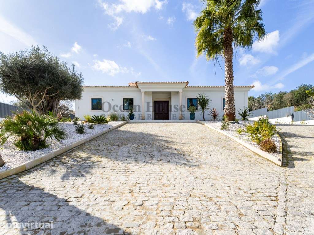 Moradia com 5 quartos e piscina privada em Boliqueime - Loulé - Grande imagem: 3/43