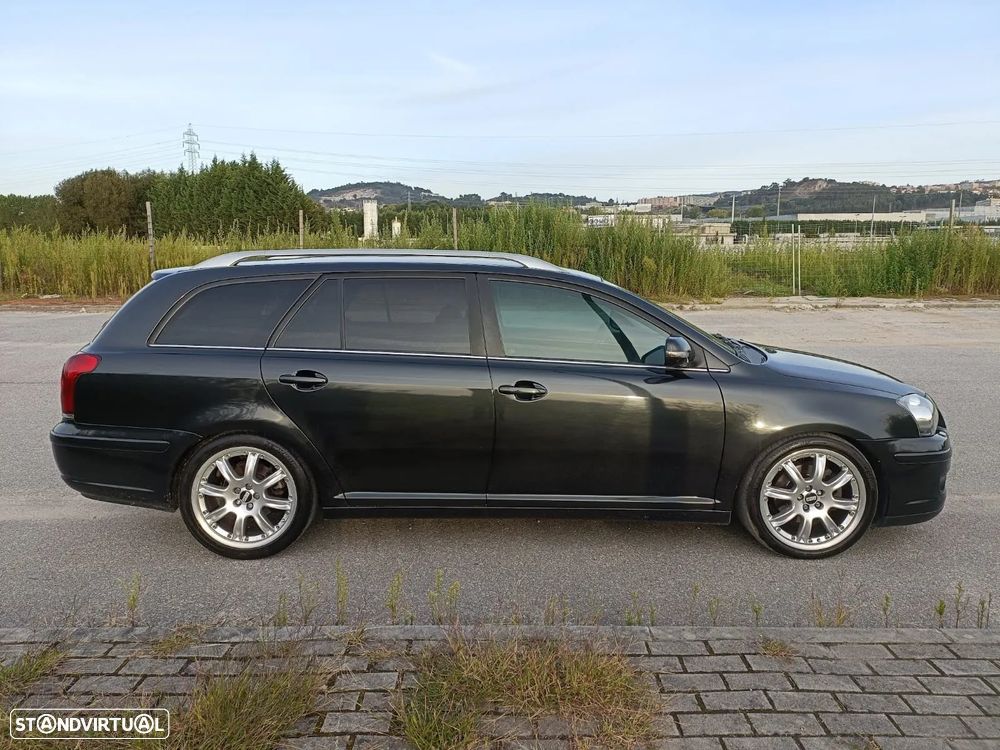 Toyota Avensis SW 2.0 D-4D Sol+GPS - 2