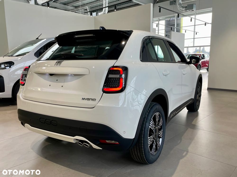 Fiat 600 1.2 Turbo Pop eDCT - 6