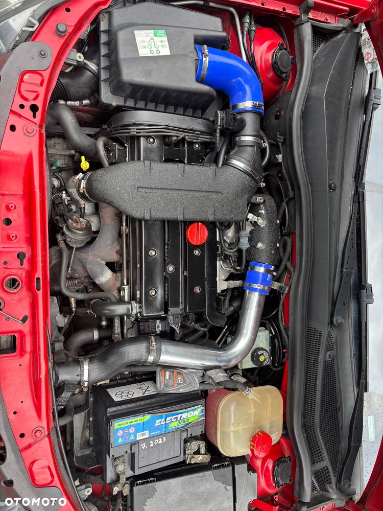 Opel Astra 2.0 Turbo OPC - 6
