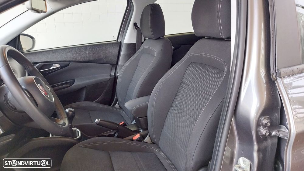 Fiat Tipo Station Wagon 1.3 M-Jet Lounge - 13