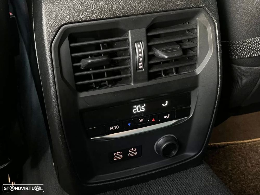 BMW 320 d Pack Desportivo M Auto - 20