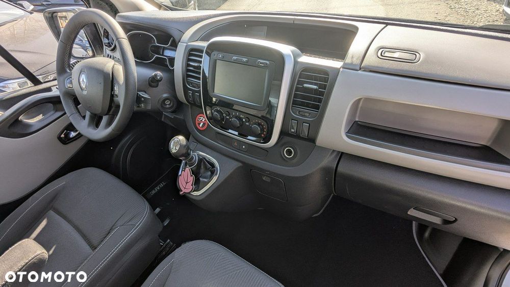 Renault Trafic - 17