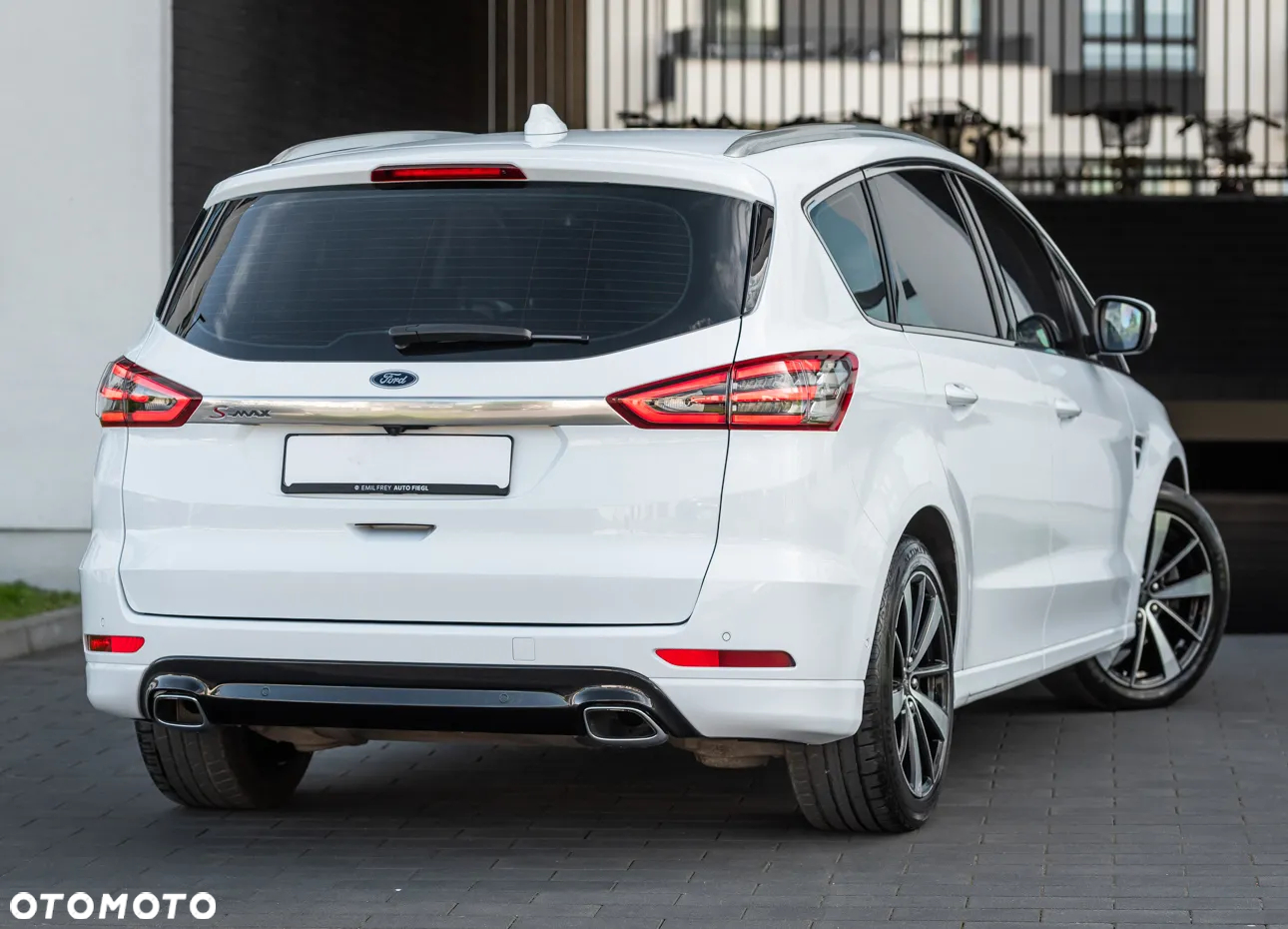 Ford S-Max 2.0 EcoBlue TITANIUM - 12