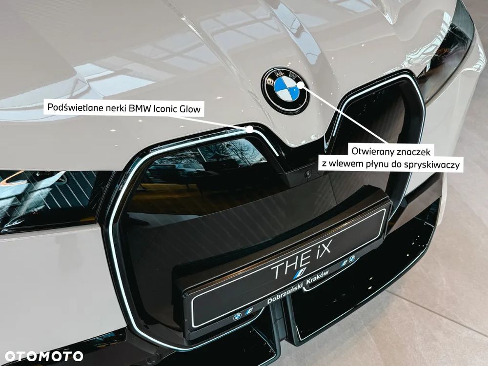 BMW iX xDrive45 - 5