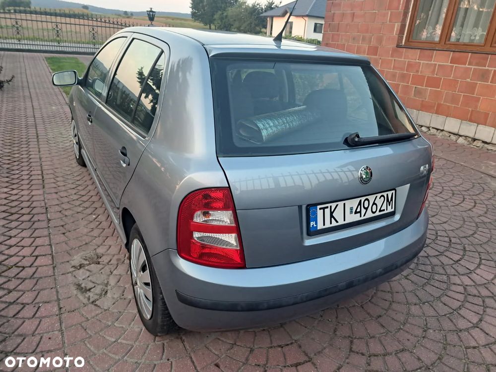 Skoda Fabia - 4
