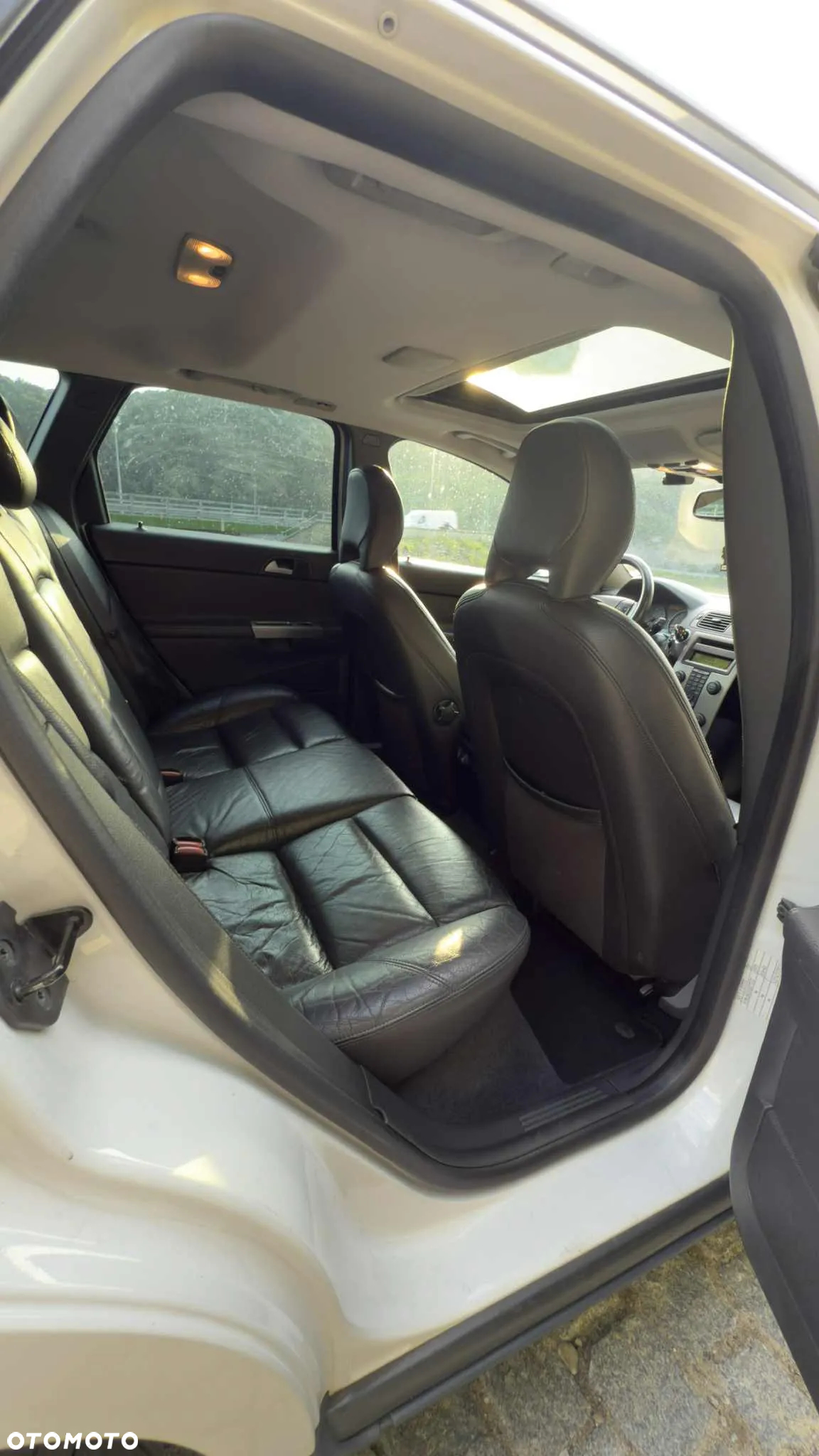 Volvo V50 - 10