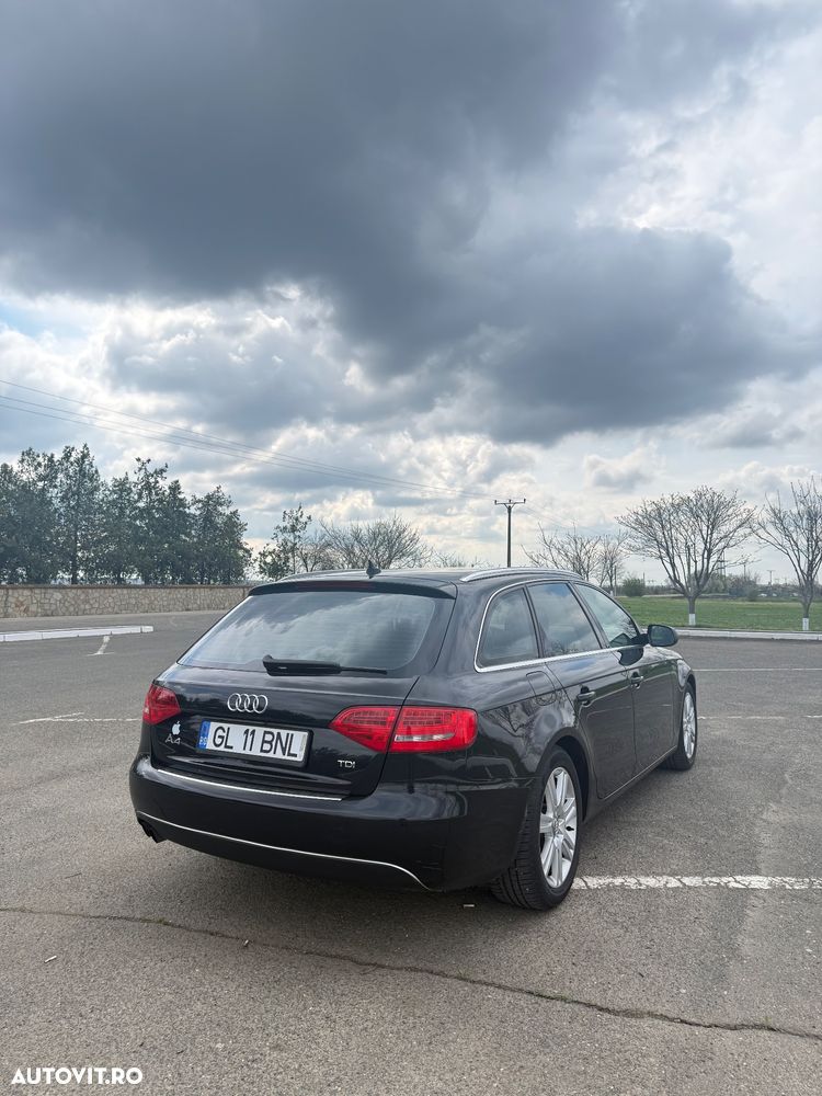 Audi A4 - 1