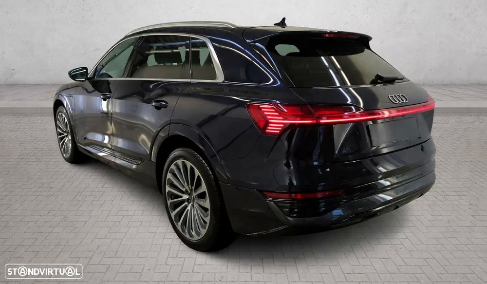 Audi Q8 e-Tron 50 quattro S line - 5