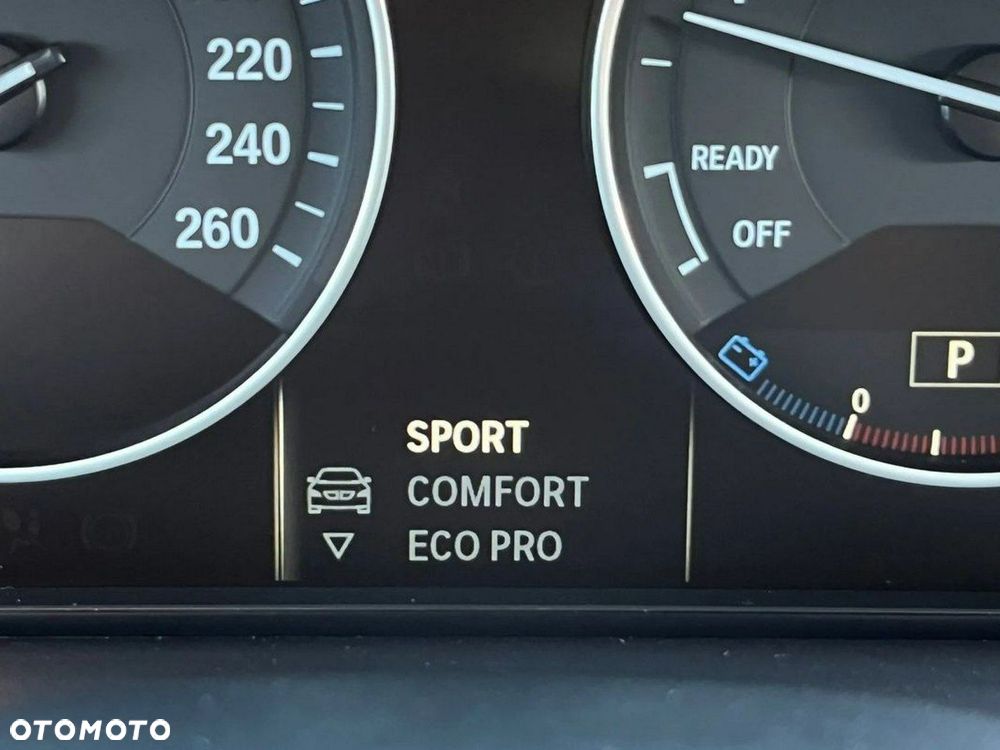 BMW Seria 4 420d Luxury Line - 33