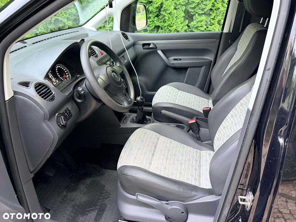 Volkswagen Caddy - 9